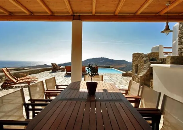 Super Three In Villa Super Paradise Beach (Mykonos)